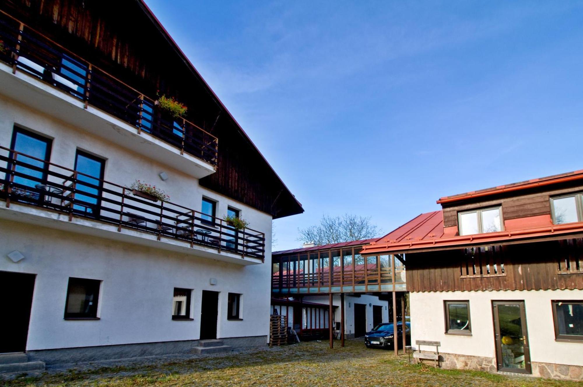 Penzion Hradek Hotel Novy Hradek Exterior photo